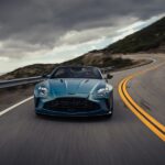 Prueba: Aston Martin Vantage convertible del 2026, no se conforma con verse espectacular, es espectacular