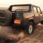 El Lamborghini LM002 celebra sus cuatro décadas como el precursor absoluto del Super SUV