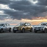 Dacia refuerza su apuesta por la electrificación con el Sandero Hybrid y el nuevo Striker