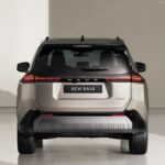 Toyota RAV4: el SUV híbrido de referencia se enfrenta a nuevos rivales como el Suzuki Across y el Opel Grandland